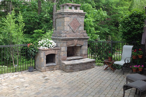 outdoor-kitchens-and-fireplaces