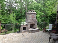 Outdoor Kitchens and Fireplaces